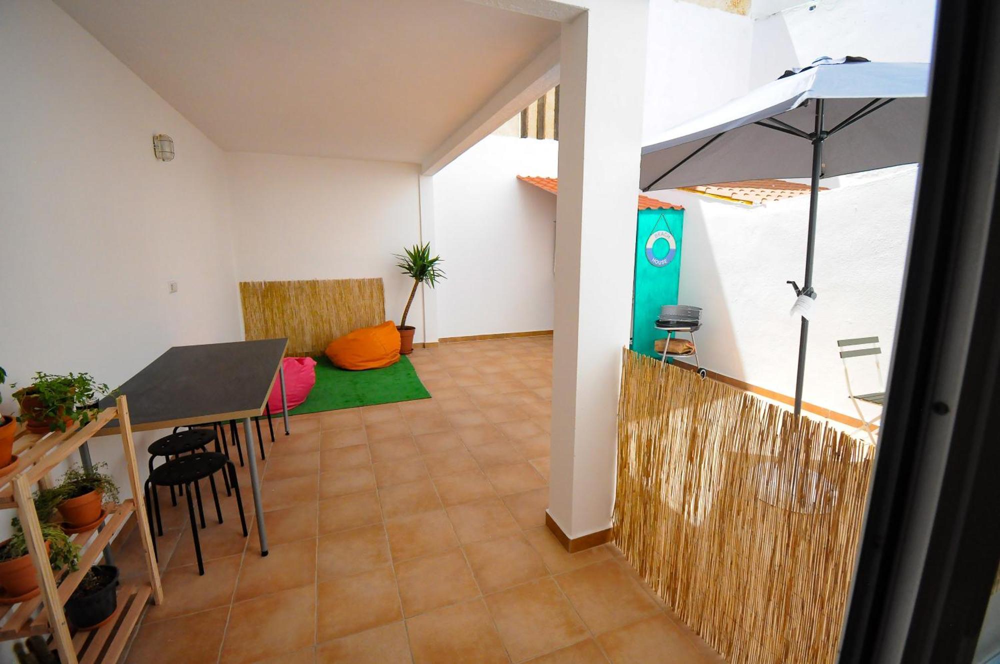 Surf Vibe Guest House Faro Buitenkant foto